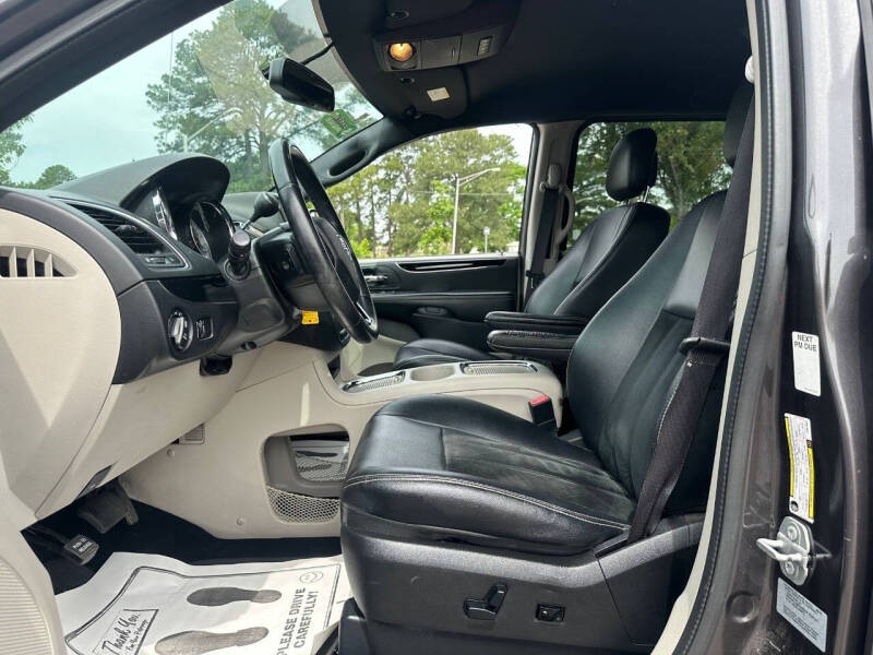 2017 Dodge Grand Caravan SXT