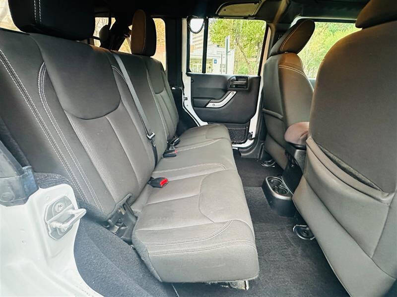 2015 Jeep Wrangler Unlimited Sahara