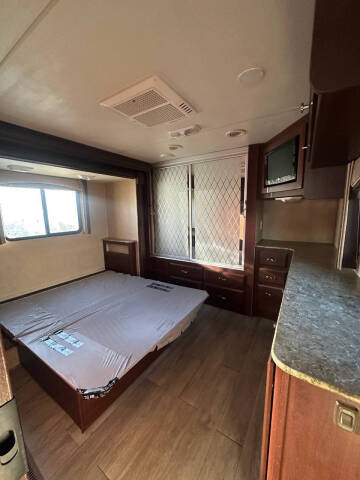 2011 Damon Daybreak 36SD