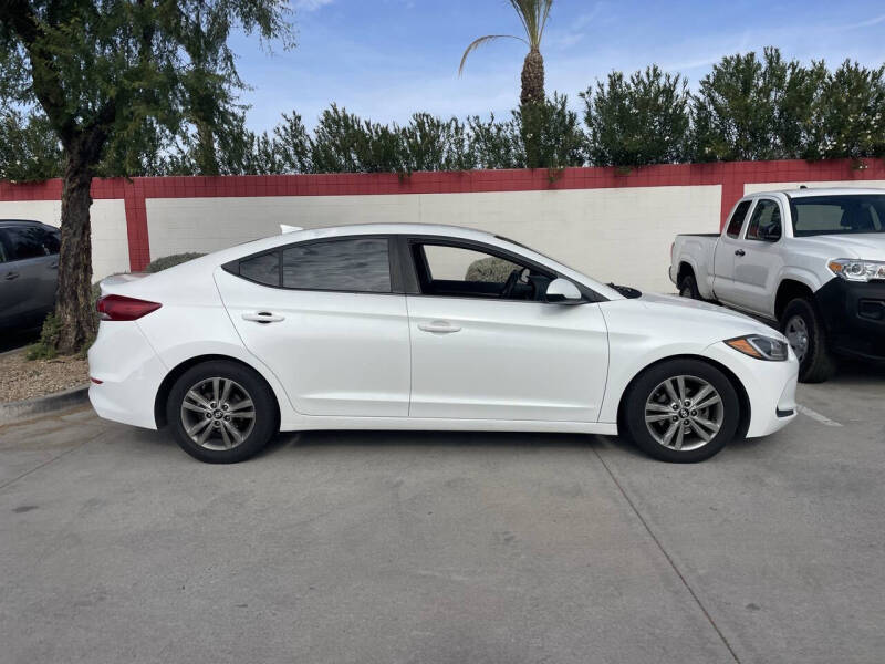 2018 Hyundai Elantra