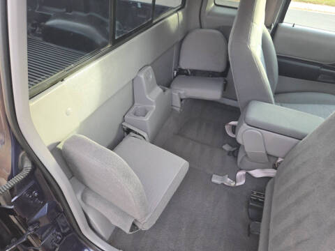 2001 Mazda B-Series B4000 SE