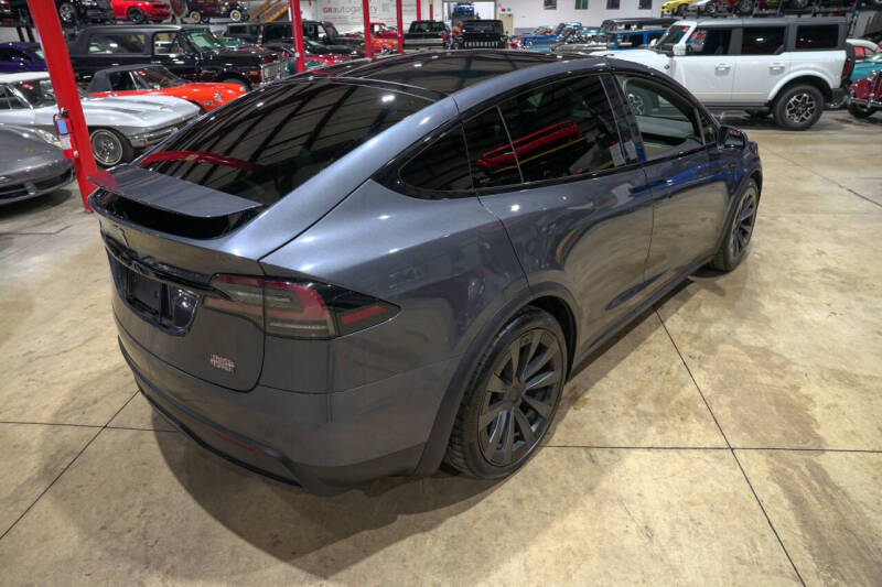 2022 Tesla Model X Plaid