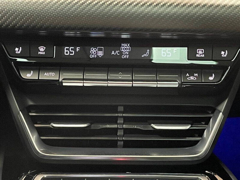 2023 Audi e-tron GT quattro Premium Plus