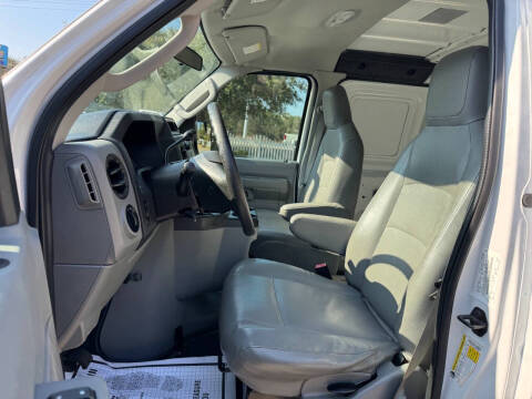 2011 Ford E-Series E-150