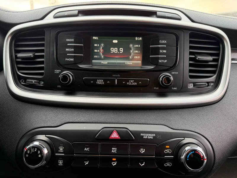 2016 Kia Sorento LX V6