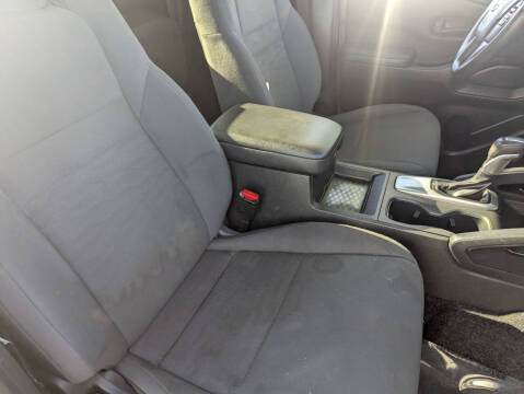 2023 Nissan Frontier S