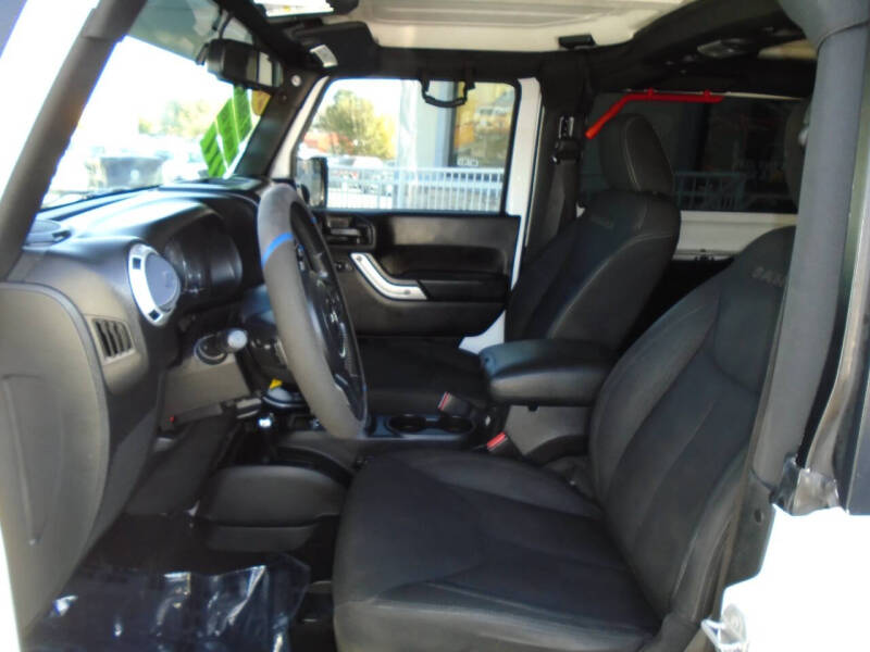 2015 Jeep Wrangler Sahara