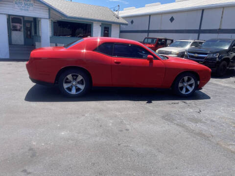 2015 Dodge Challenger SXT