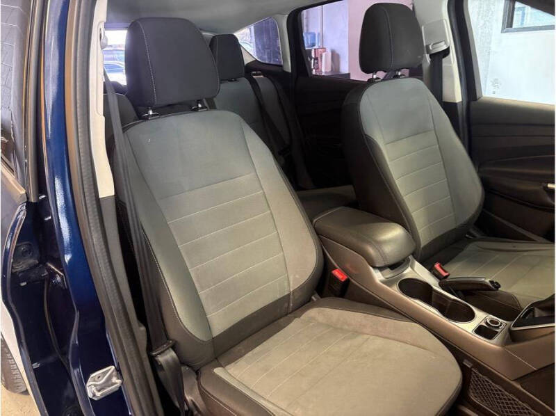 2016 Ford C-MAX Hybrid SE