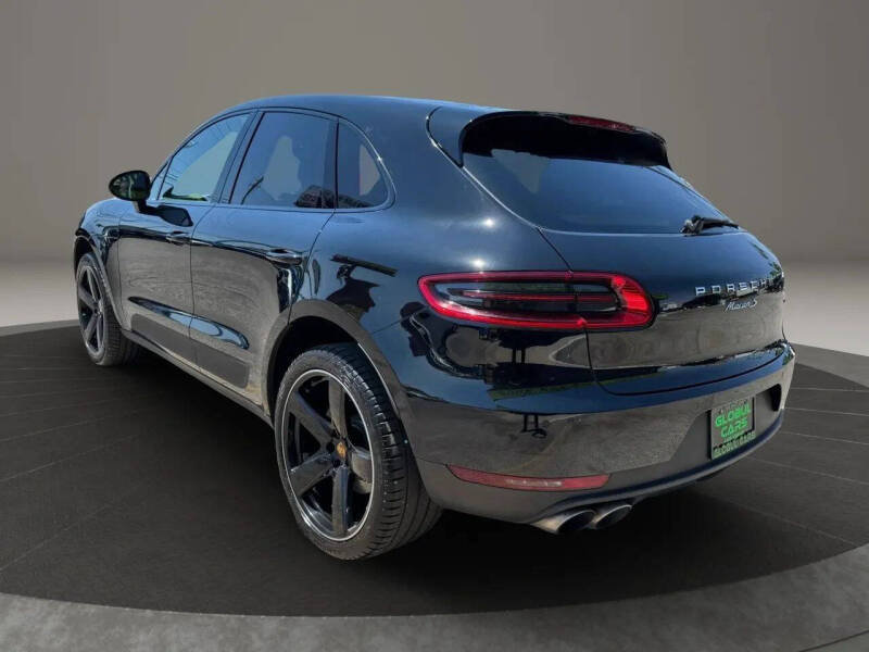2016 Porsche Macan S