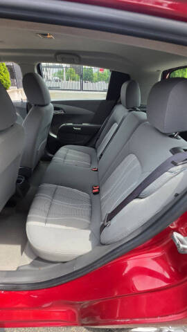 2012 Chevrolet Sonic LT
