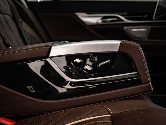 2022 BMW 7 Series ALPINA B7 xDrive