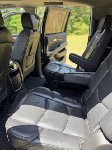 2018 Cadillac Escalade ESV Luxury