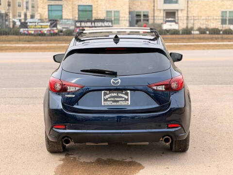 2018 Mazda MAZDA3 Touring