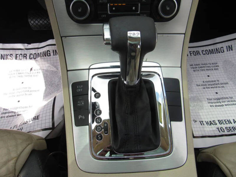 2010 Volkswagen CC Luxury