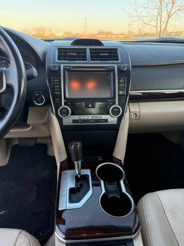 2014 Toyota Camry XLE V6