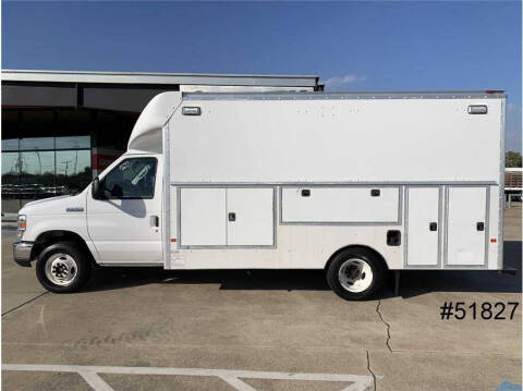 2017 Ford E-Series E-450 SD