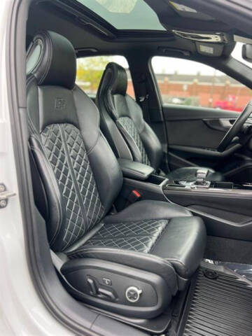 2023 Audi S4 3.0T quattro Premium Plus