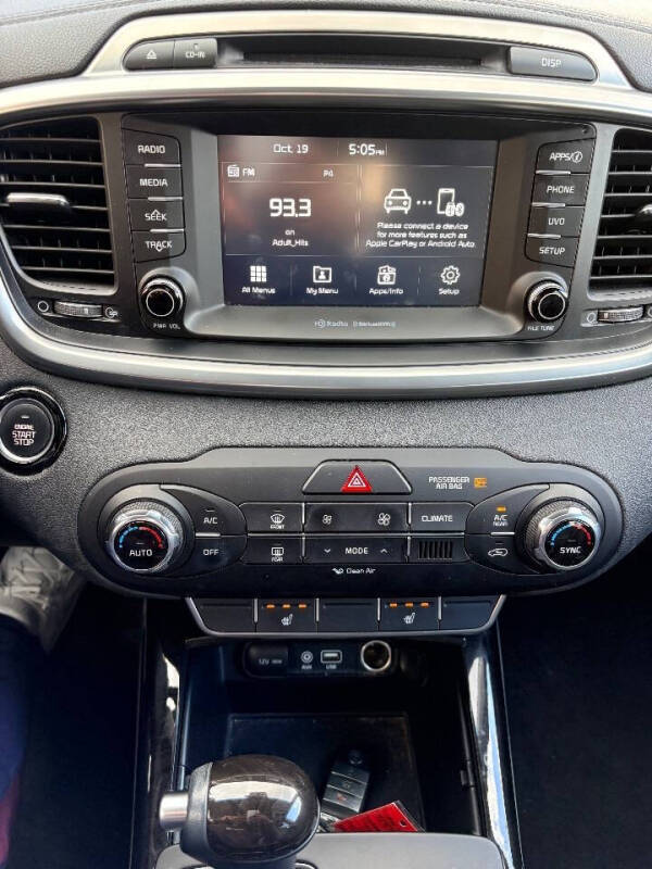 2017 Kia Sorento EX V6