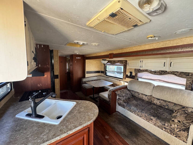 2011 Keystone RV Outback 312BH