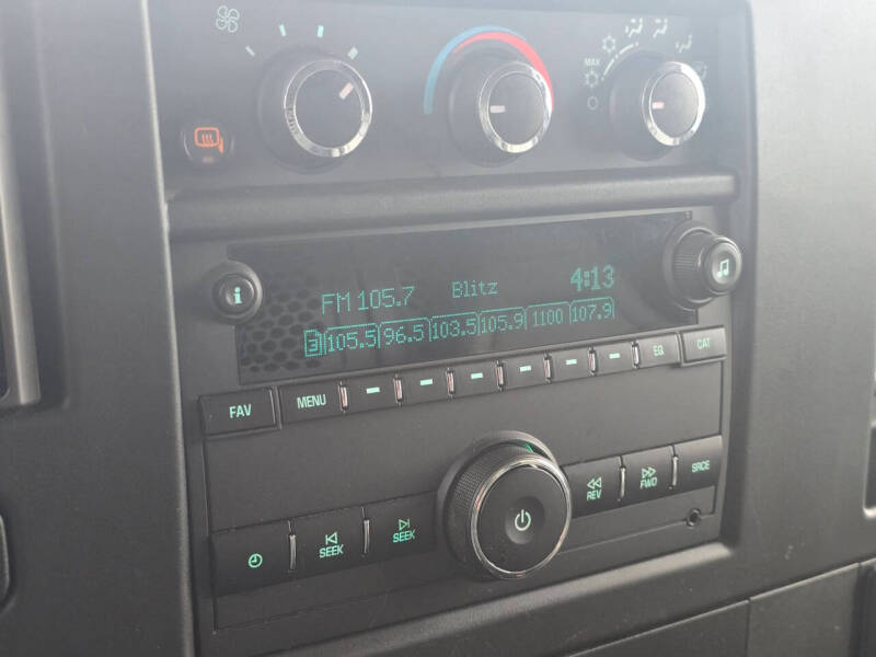 2022 Chevrolet Express 2500