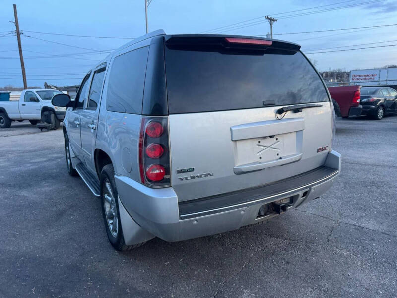 2011 GMC Yukon Denali