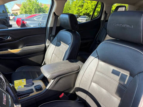 2018 GMC Acadia Denali