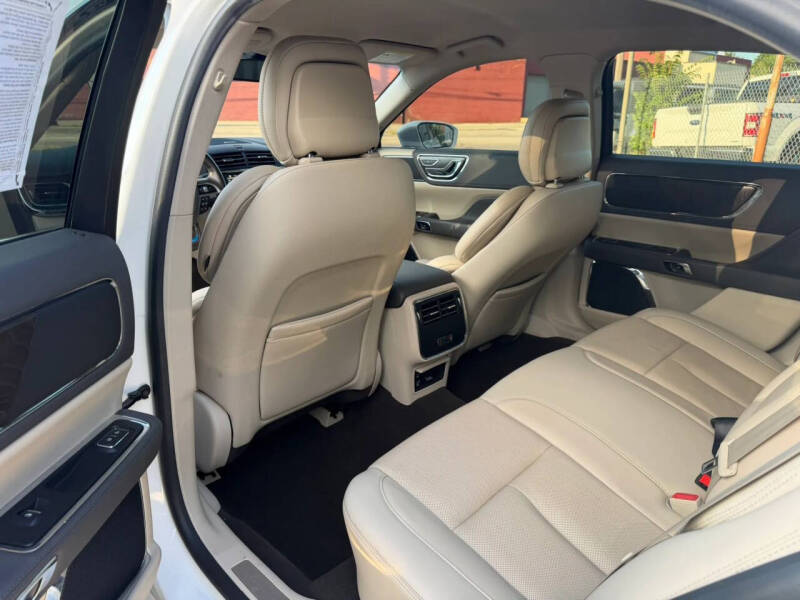 2019 Lincoln Continental Select