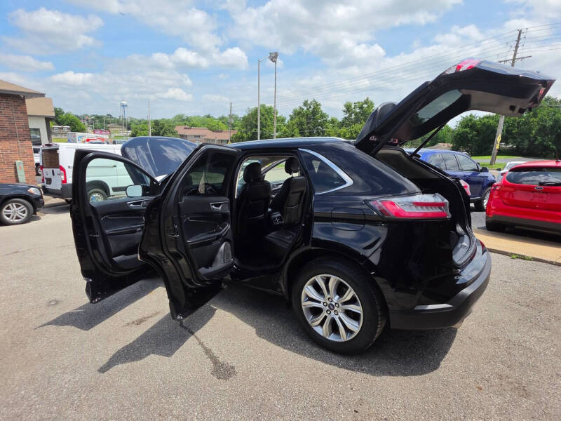 2019 Ford Edge Titanium