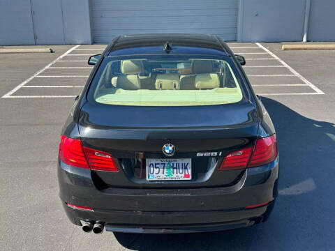 2012 BMW 5 Series 528i xDrive