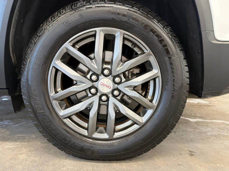 2017 GMC Acadia SLT-1