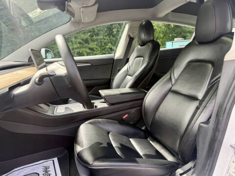 2021 Tesla Model 3 Standard Range Plus
