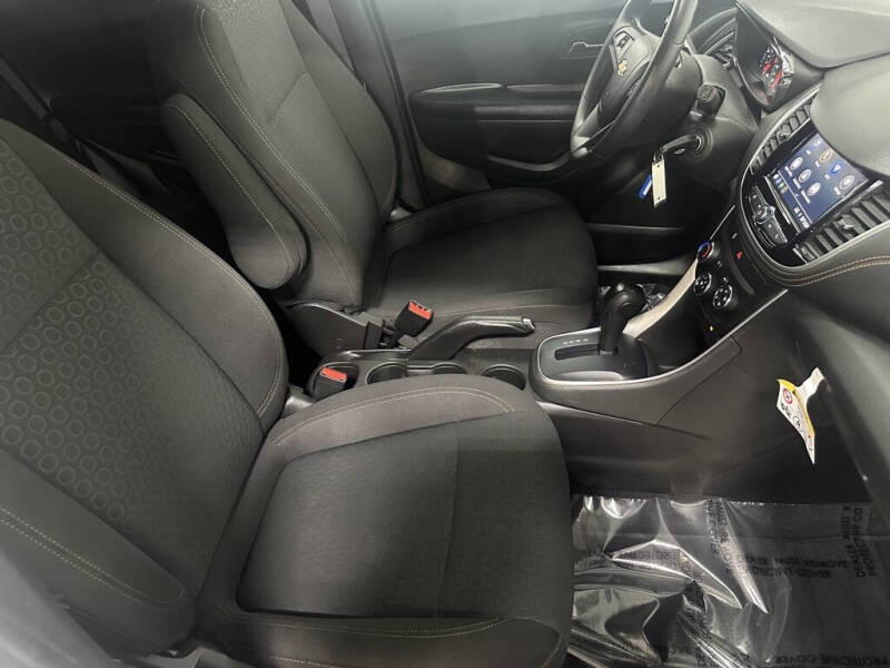 2022 Chevrolet Trax LS