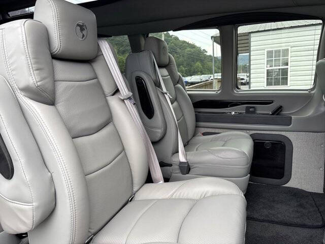 2025 Chevrolet Express 2500