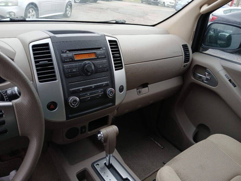 2011 Nissan Frontier S