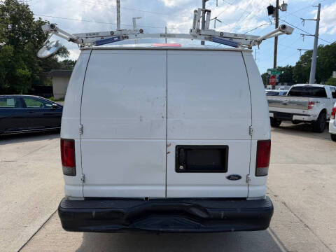 2010 Ford E-Series E-150