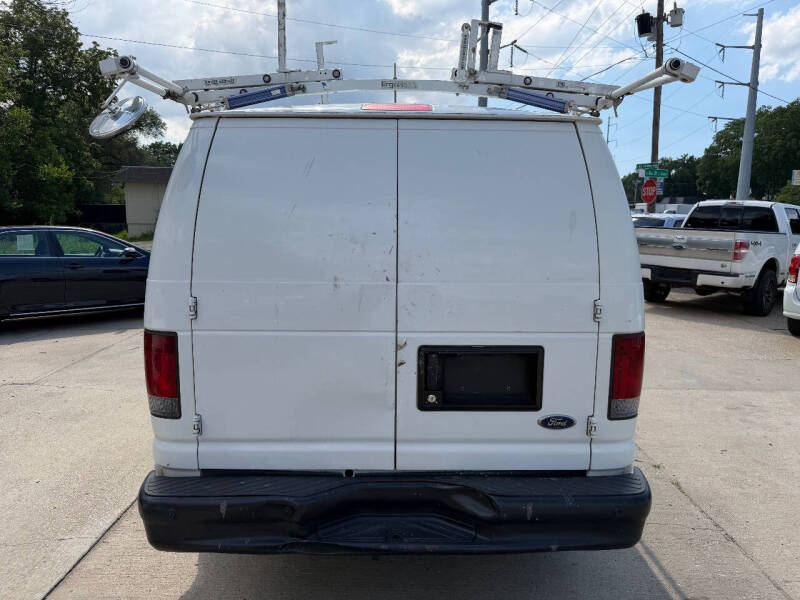 2010 Ford E-Series E-150