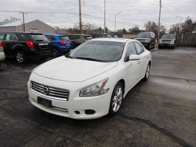 Used 2014 Nissan Maxima S with VIN 1N4AA5AP2EC444406 for sale in Urbana, IL