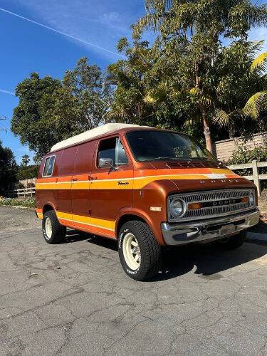 1975 Dodge Ram Van