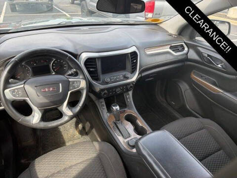 2017 GMC Acadia SLE-2