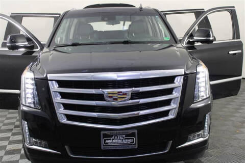 2018 Cadillac Escalade ESV Luxury