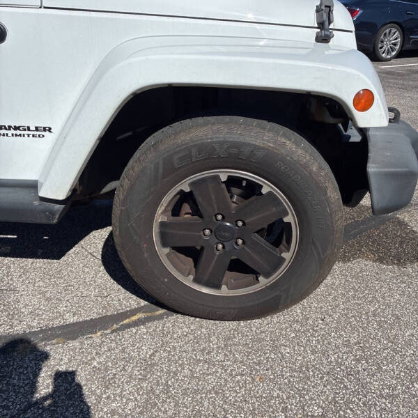 2012 Jeep Wrangler Unlimited Sahara