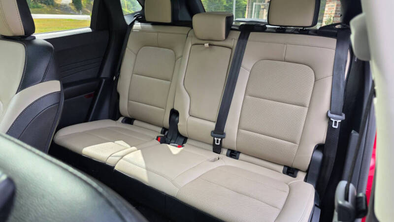 2022 Ford Escape SEL