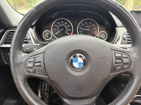 2018 BMW 3 Series 320i