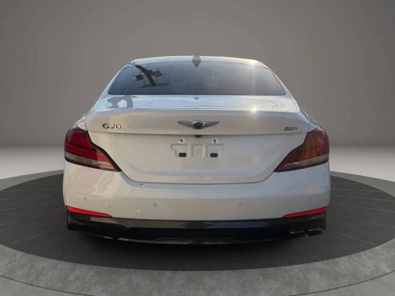 2020 Genesis G70