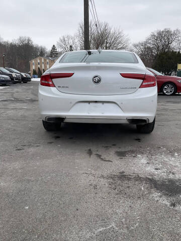 2017 Buick LaCrosse Essence