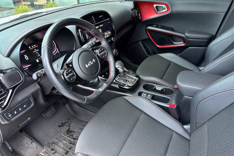 2023 Kia Soul GT-Line