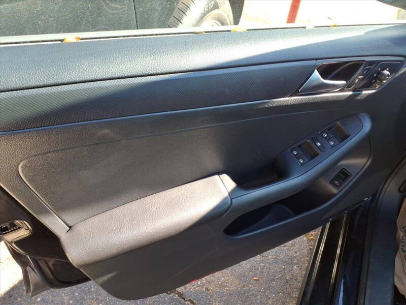 2016 Volkswagen Jetta