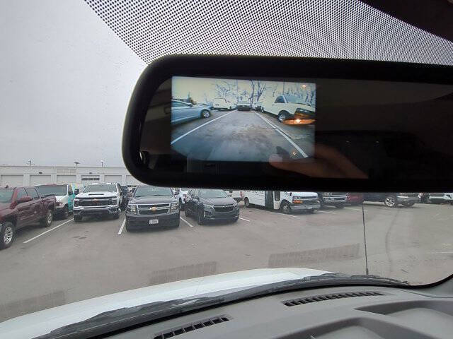 2025 Chevrolet Express 2500