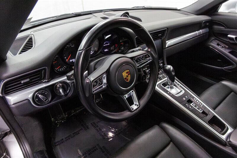 2018 Porsche 911 Carrera S